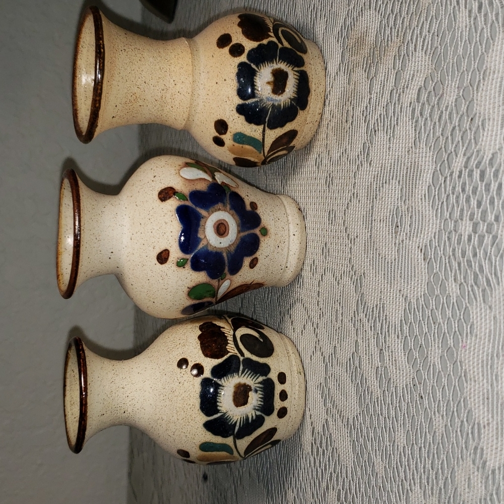 Tonala pottery vases